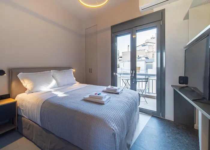 Alektor2 By Smart Cozy Suites - Premium Location Near Athens